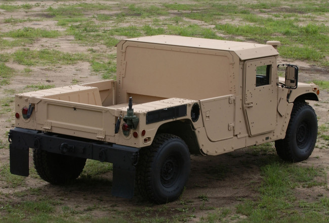 Обои картинки фото hmmwv-m1152, техника, военная техника, внедорожник, джип