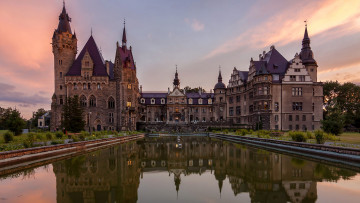 Картинка moszna+castle города замки+польши moszna castle