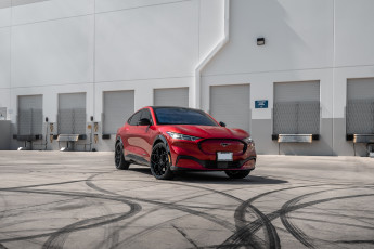 Картинка автомобили mustang ford red mach e