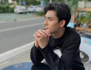 Картинка 12 08 2022 мужчины wang+hao+xuan ван хао сюань