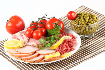 Картинка еда разное ветчина фарш горошек зеленый помидоры