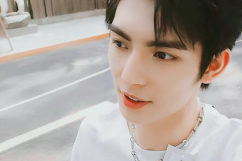 Картинка мужчины wang+hao+xuan ван хао сюань