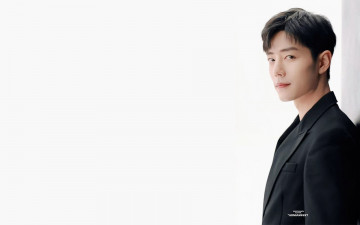 Картинка мужчины xiao+zhan актер пиджак