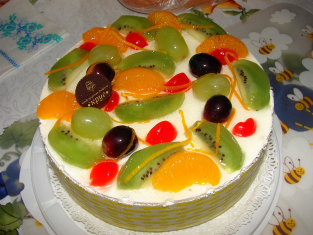 Обои картинки фото еда, торт, только