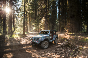 Картинка 2013 jeep wrangler rubicon автомобили