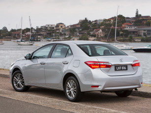 обоя автомобили, trabant, toyota, corolla, sedan, zr, 2014г