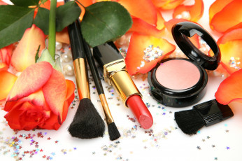 Картинка разное косметика +духи помада зеркало тушь пудра кисточки лепестки