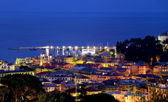 Обои картинки фото италия лигурия santa margherita, города, амальфийское и лигурийское побережье , италия, лигурия, santa, margherita, ligure, дома, море, набережная, ночь, огни