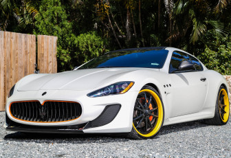 Картинка автомобили maserati coupe granturismo