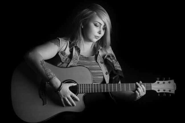 Обои картинки фото музыка, -другое, девушка, гитара