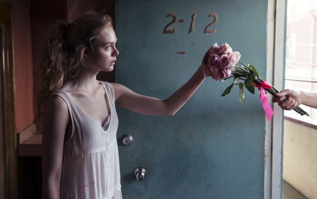 Обои картинки фото кино фильмы, the neon demon, elle, fanning