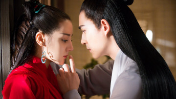 Картинка кино+фильмы the+flame`s+daughter пара разговор