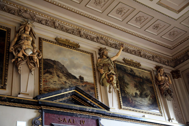 Обои картинки фото разное, элементы архитектуры, потолок, картины