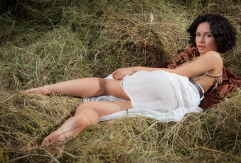 Картинка анастасия+платонова девушки pammie+lee+ +paula+t +anastasia+spitz +стася+шпиц +stasya+bloom анастасия платонова pammie lee paula t девушка модель брюнетка поза