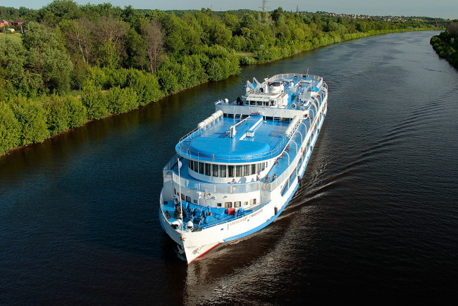 Обои картинки фото александр свирский, корабли, теплоходы, александр, свирский, теплоход, река