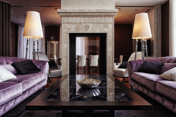 Картинка интерьер гостиная торшеры диваны подушки