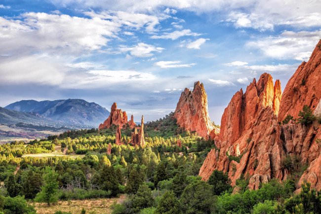 Обои картинки фото природа, горы, облака, скалы