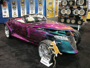 Картинка автомобили выставки уличные фото