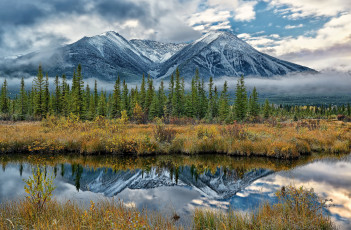 Картинка природа реки озера горы лес река тучи туман