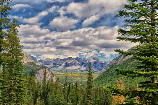 Обои картинки фото природа, горы, облака, леса, долина