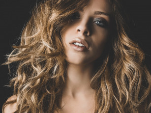 Картинка девушки -unsort+ лица +портреты лицо взгляд laura+adriani