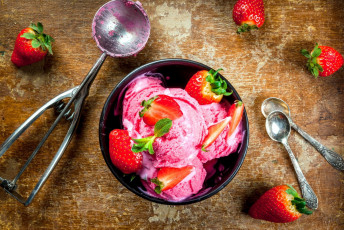 Картинка еда мороженое +десерты лакомство клубника