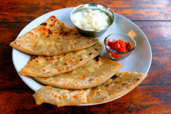 Картинка еда блины +оладьи кухня соус индийская