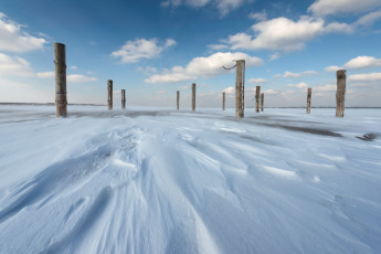 Картинка природа зима столбы снег лёд