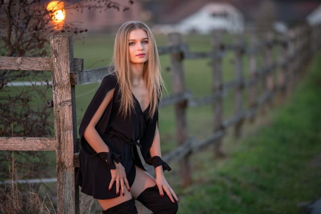 Обои картинки фото девушка, девушки, -unsort , блондинки,  светловолосые, модель