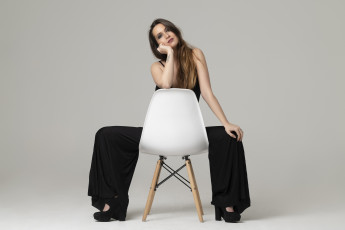 Картинка девушки -+брюнетки +шатенки девушка красивая супер секси няша нежная классная модница лапочка мадам