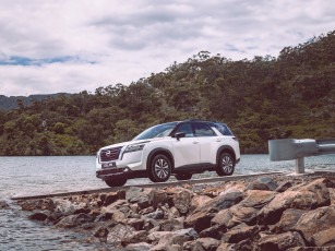 Картинка автомобили nissan datsun