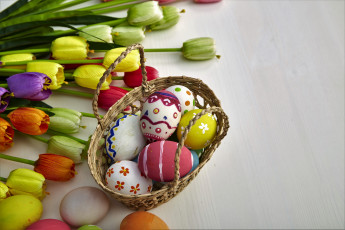 Картинка праздничные пасха тюльпаны корзина яйца