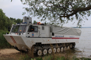 Картинка техника вездеходы вездеход амфибия птс пс тритон внии гочс мчс россии нпo транспорт