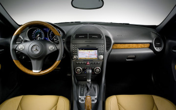 Картинка автомобили спидометры торпедо