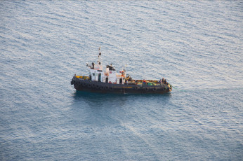 Картинка корабли баркасы буксиры вода море буксир