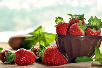 Картинка еда клубника +земляника ягоды