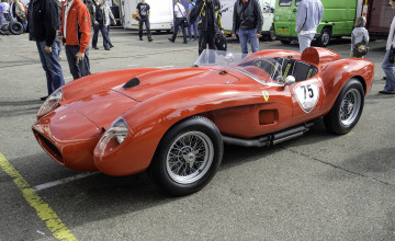 Картинка ferrari+250+testa+rossa+1957+-+a+1965+rebodied+330+gt автомобили выставки+и+уличные+фото ретро автошоу история выставка