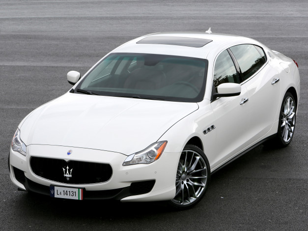Обои картинки фото автомобили, maserati, светлый, 2013г, quattroporte