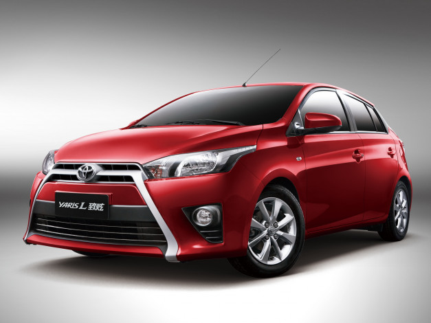 Обои картинки фото автомобили, toyota, красный, 2013г, cn-spec, yaris