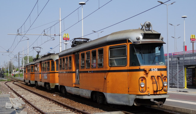 Обои картинки фото техника, трамваи, трамвай, рельсы, город