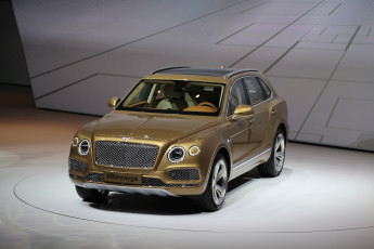 Картинка bentley+bentayga+suv+exp-9-f+concept+2016 автомобили выставки+и+уличные+фото exp-9-f bentley concept выставка автосалон suv bentayga 2016