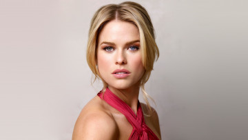 Картинка девушки alice+eve блондинка лицо alice eve