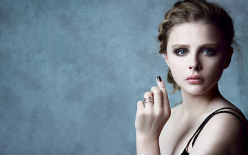 Картинка девушки chloe+grace+moretz хлоя грейс моретц актриса кольца лицо