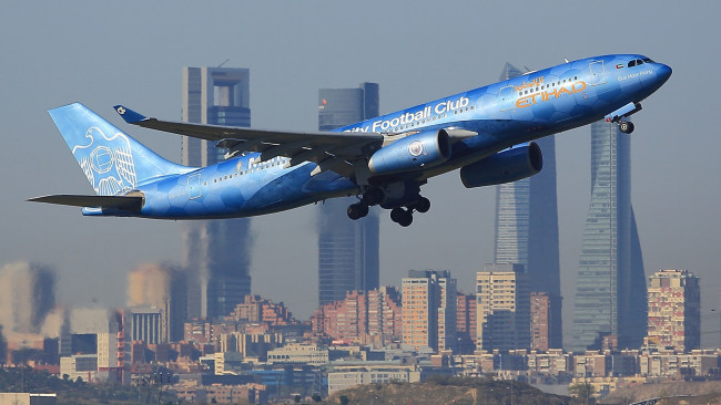 Обои картинки фото airbus a330-200, авиация, пассажирские самолёты, авиалайнер