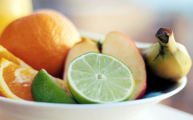 Обои картинки фото еда, фрукты,  ягоды, лайм, апельсин, банан, яблоко