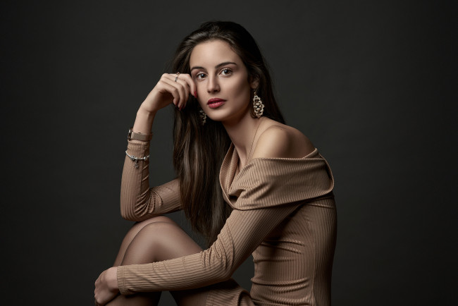 Обои картинки фото девушки, -unsort , брюнетки,  шатенки, лицо, взгляд