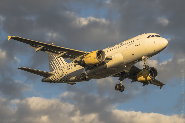 Обои картинки фото airbus a319-112, авиация, пассажирские самолёты, авиалайнер