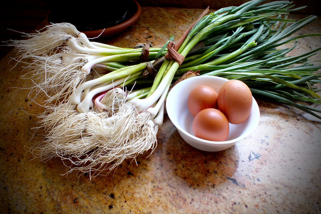 Обои картинки фото еда, лук, снедь