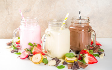Картинка еда напитки +коктейль ягоды баночки фрукты смузи