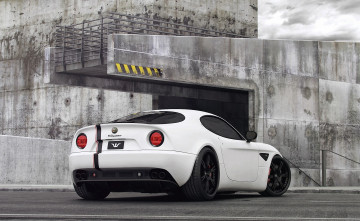 Картинка alfa+romeo+8c автомобили alfa+romeo белый здание
